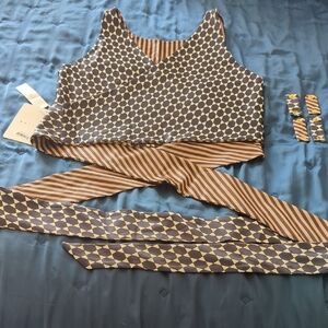 Baiia Reversible Geometric Patterned Bikini Wrap Top Size 12